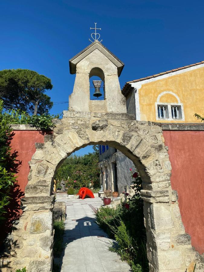 Le Clos De L'Isle Арль Экстерьер фото